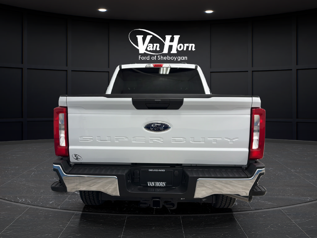 Used 2026 Ford F350 XLT w/ FX4 Off-Road Package AWD/4WD image 6