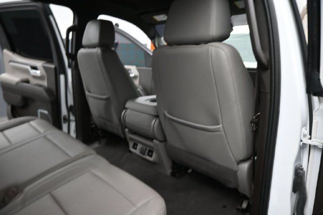 Used 2023 GMC Sierra 1500 SLT w/ X31 Off-Road Package AWD/4WD image 14