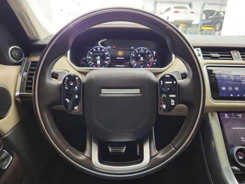Used 2018 Land Rover Range Rover Sport Supercharged image 13