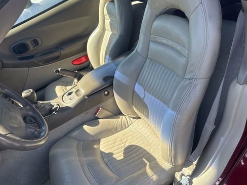 Used 2003 Chevrolet Corvette Convertible w/ Preferred Equipment Group1 RWD image 28