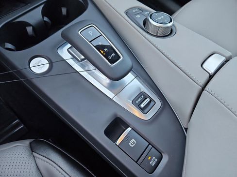 Certified 2025 INFINITI QX50 Luxe image 19