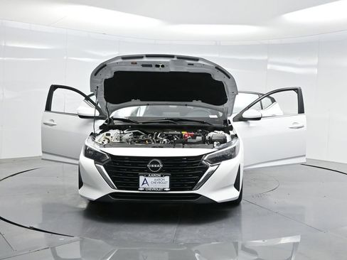 Used 2024 Nissan Sentra SV image 42