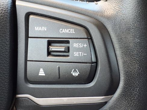 Certified 2024 Honda Ridgeline RTL image 33