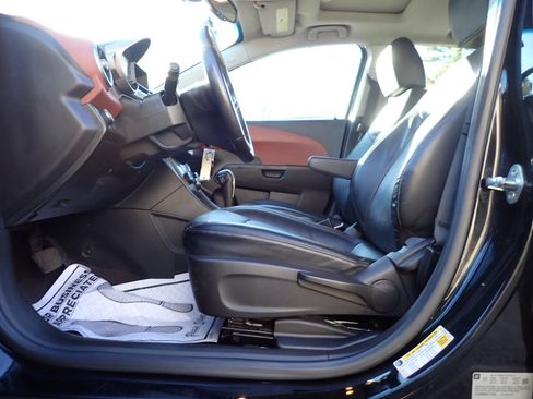 Used 2012 Chevrolet Sonic LTZ image 6