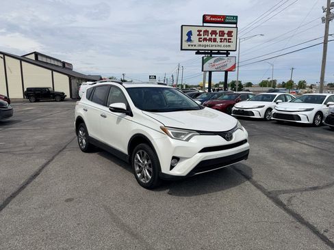 Used 2016 Toyota RAV4 Limited FWD image 4