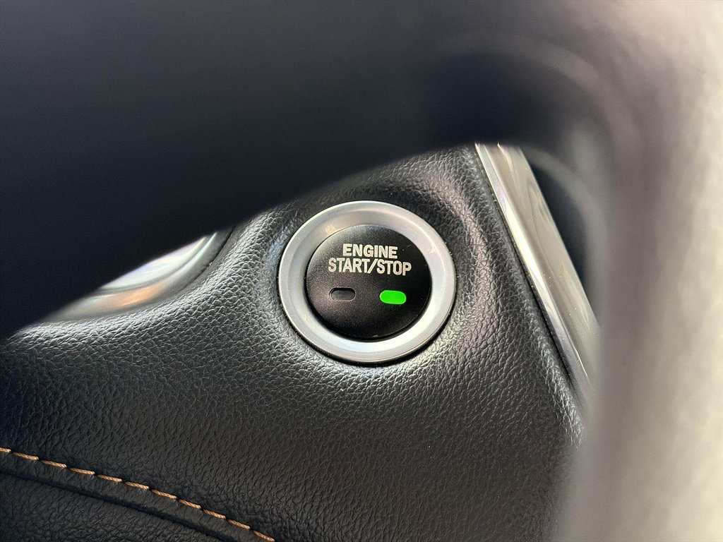 Used 2018 Chevrolet Traverse LS FWD image 15