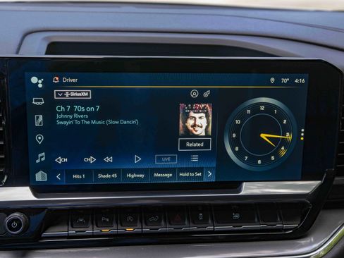 Used 2023 Chevrolet Silverado 1500 High Country image 28