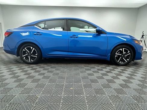 Used 2024 Nissan Sentra SV image 8