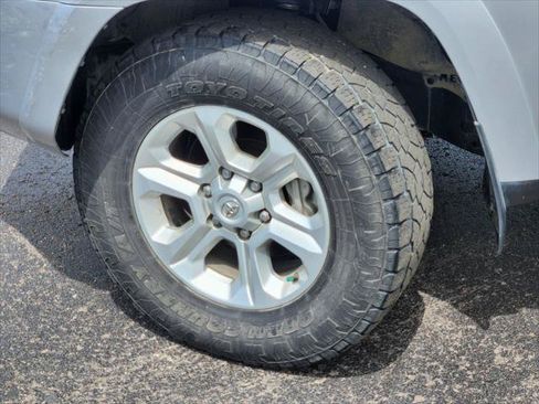 Certified 2023 Toyota 4Runner SR5 Premium AWD/4WD image 7