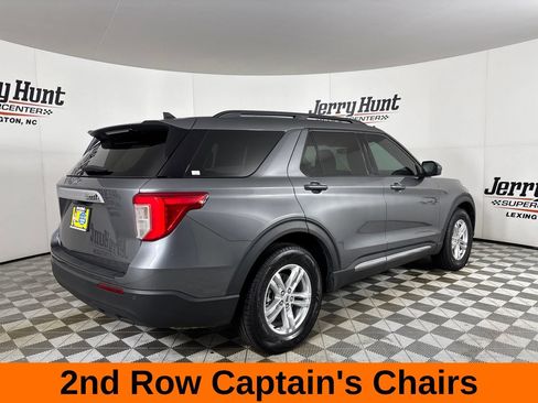 Used 2024 Ford Explorer XLT RWD image 6