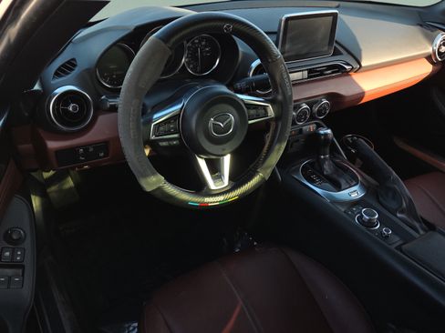 Used 2017 MAZDA MX-5 Miata RF Grand Touring RWD image 11