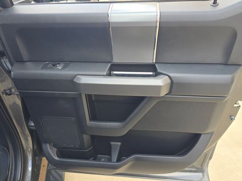 Used 2017 Ford F150 XLT w/ Equipment Group 302A Luxury image 27