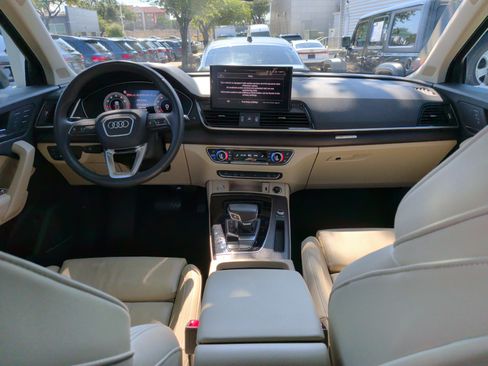 Used 2024 Audi Q5 2.0T Premium Plus w/ Premium Plus Package AWD/4WD image 30