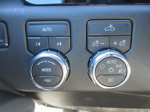 New 2026 GMC Sierra 1500 Elevation w/ Max Trailering Package image 16