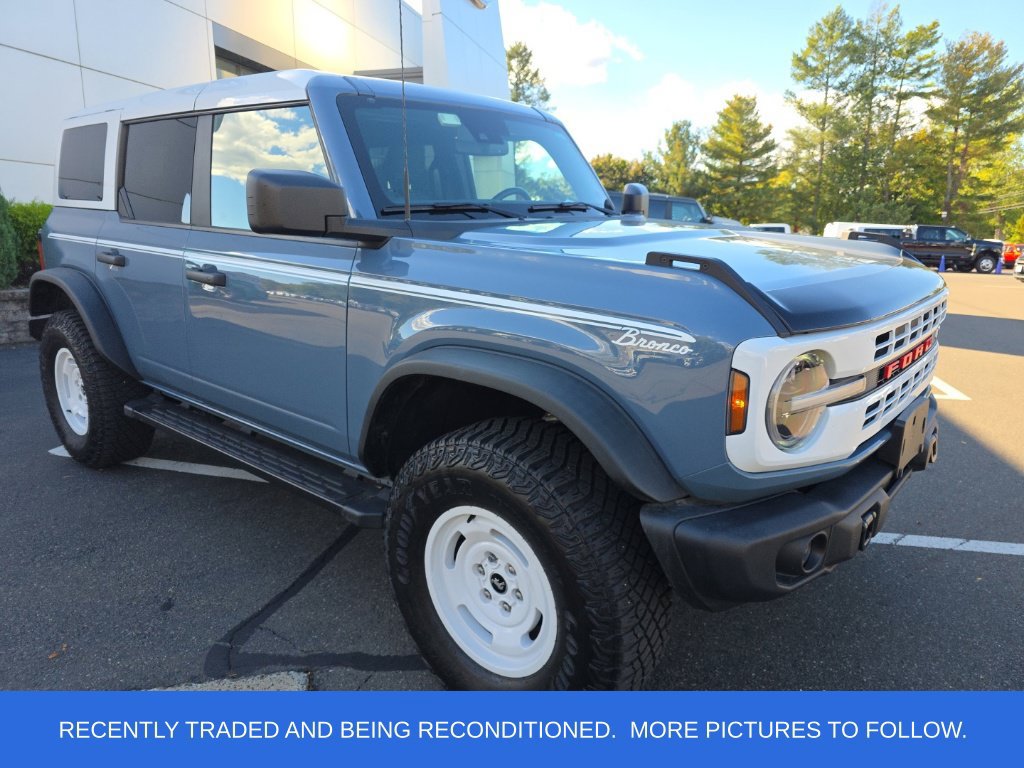 Used 2024 Ford Bronco Heritage Edition AWD/4WD image 1