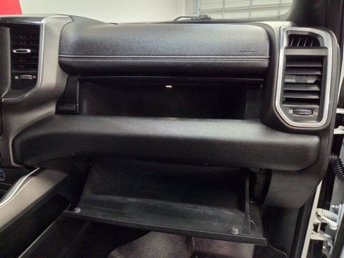 Used 2021 RAM 2500 Laramie w/ Night Edition AWD/4WD image 40
