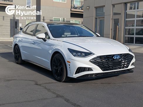 Used 2020 Hyundai Sonata SEL w/ Convenience + Sunroof Package FWD image 1