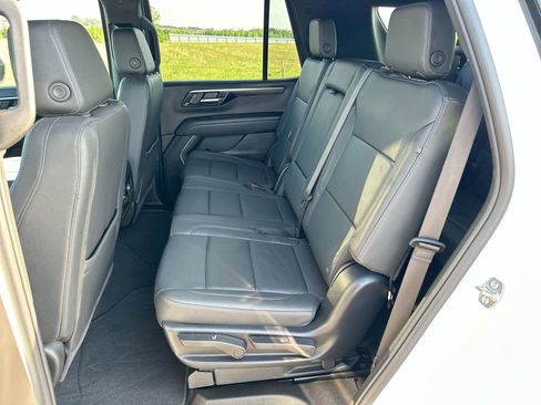 Used 2025 Chevrolet Tahoe LT AWD/4WD image 22