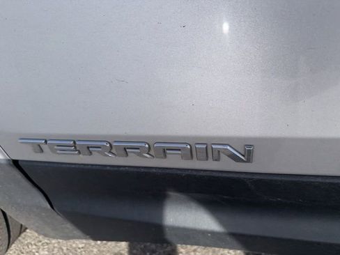 Used 2019 GMC Terrain SLT w/ Preferred Package image 25