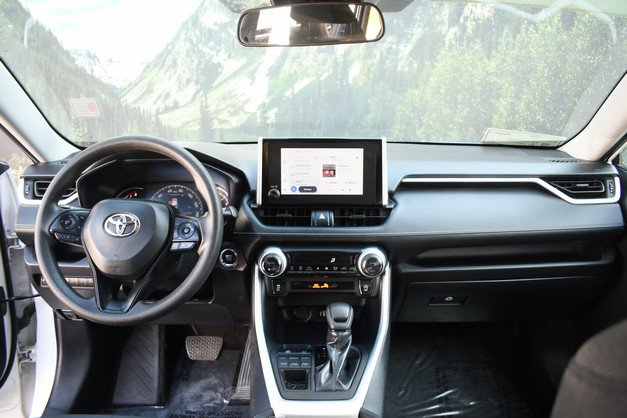 Certified 2025 Toyota RAV4 XLE w/ Convenience Package AWD/4WD image 18