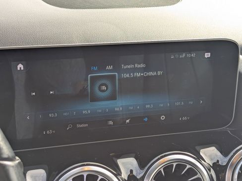 Used 2021 Mercedes-Benz GLA 250 GLA 250 image 17