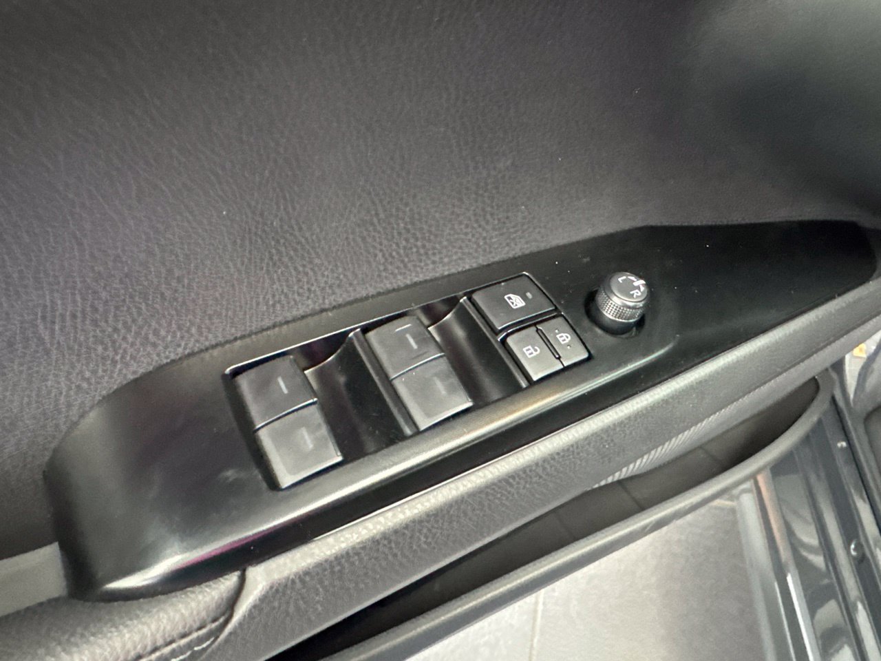 Certified 2026 Toyota Camry XSE FWD image 36