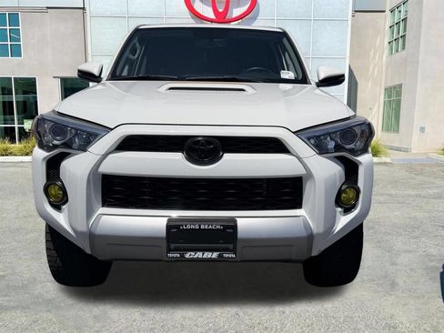 Used 2019 Toyota 4Runner TRD Off-Road Premium AWD/4WD image 3