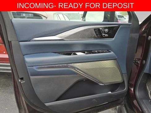 Used 2025 Cadillac Escalade IQ Luxury 2 w/ LPO, Premium Carpet Package AWD/4WD image 5