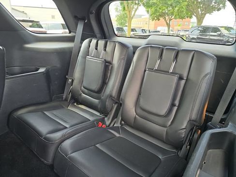 Used 2018 Ford Explorer XLT w/ Equipment Group 202A AWD/4WD image 21