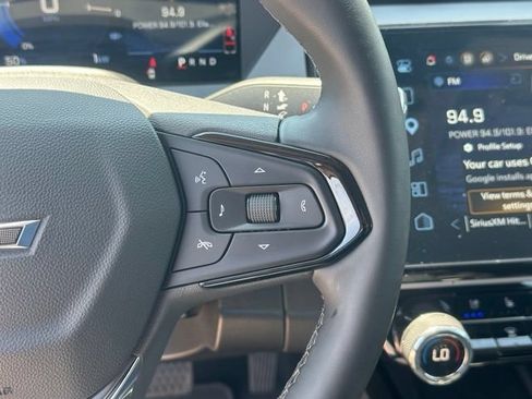 Certified 2027 Chevrolet Bolt RS w/ Technology Package FWD image 18