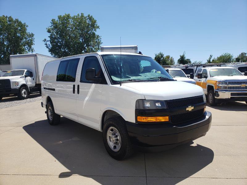 Used 2020 Chevrolet Express 2500 w/ Driver Convenience Package RWD image 5