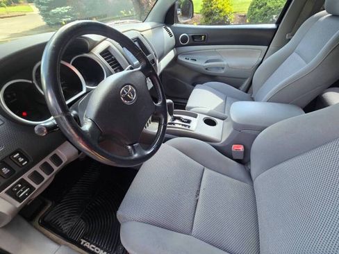 Used 2005 Toyota Tacoma 4x4 Double Cab image 5