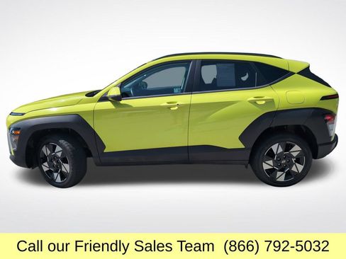 Used 2025 Hyundai Kona SEL AWD/4WD image 2