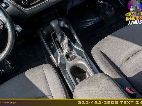 Used 2022 Toyota Corolla LE FWD image 18