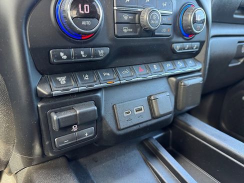 Used 2021 Chevrolet Silverado 2500 High Country w/ Z71 Off-Road Package image 37