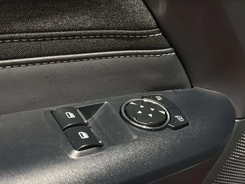 Used 2025 Ford Mustang GT RWD image 12