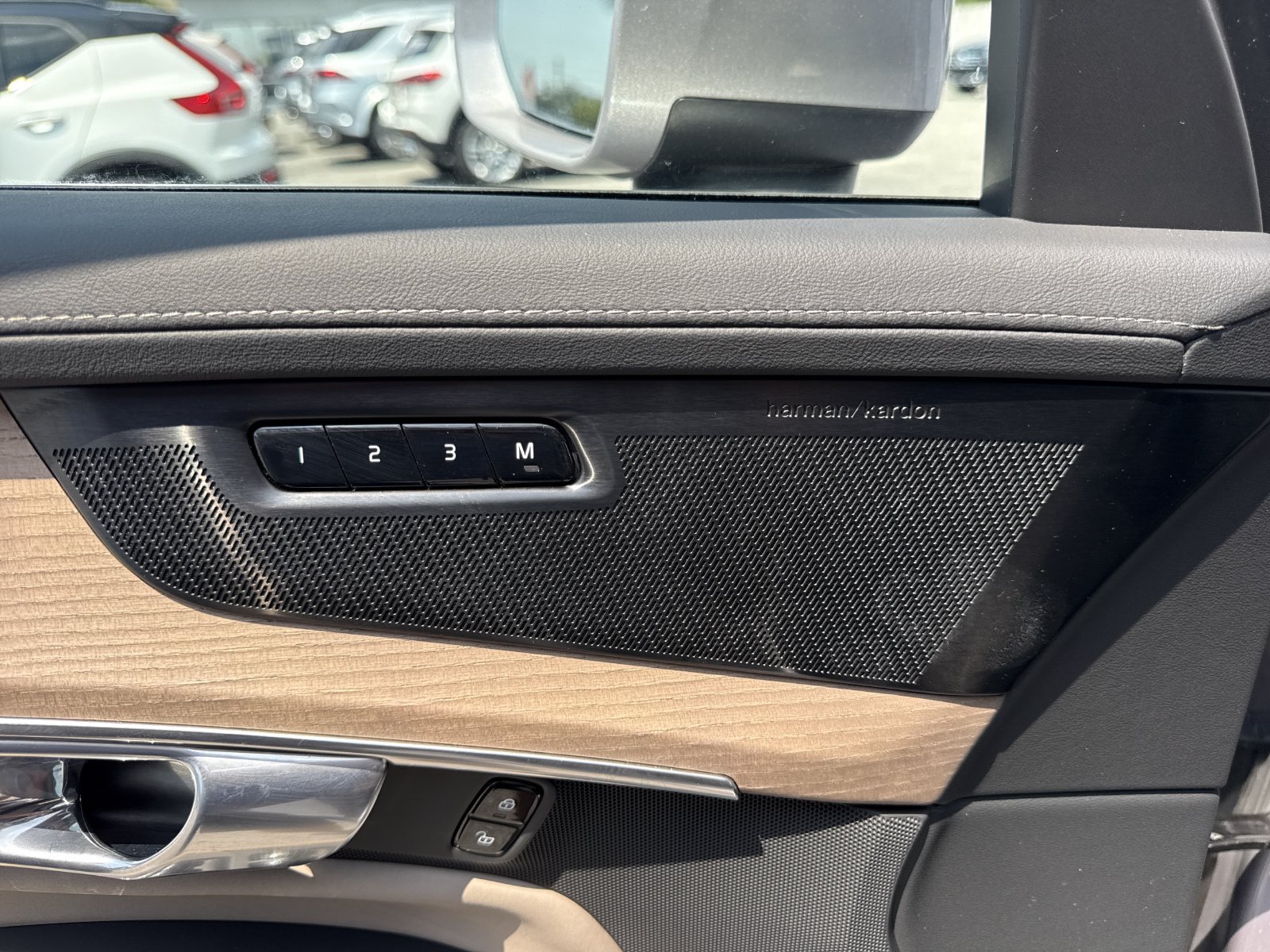Certified 2026 Volvo XC90 B6 Plus AWD/4WD image 43