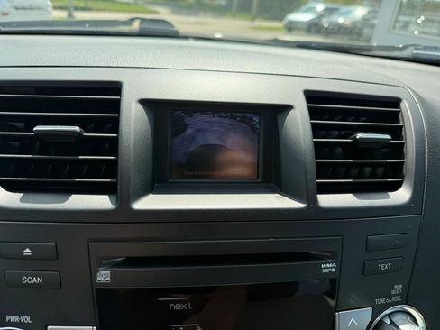 Used 2012 Toyota Highlander 4WD w/ Tech Pkg image 9