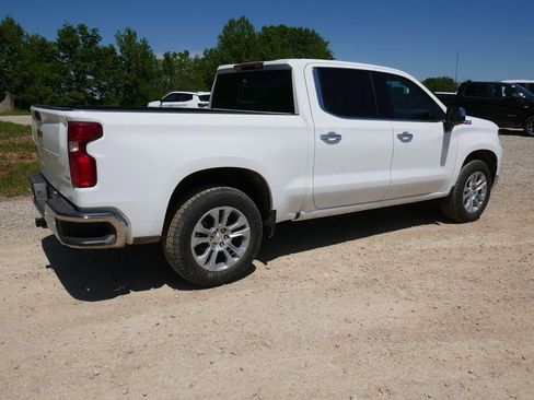New 2026 Chevrolet Silverado 1500 LTZ w/ LTZ Premium Package AWD/4WD image 4