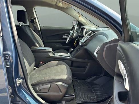 Used 2017 Chevrolet Equinox LT w/ Convenience Package FWD image 14