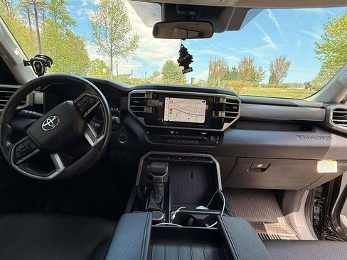 Used 2024 Toyota Tundra SR5 w/ SR5 Convenience Package AWD/4WD image 10