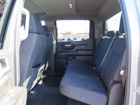 Used 2023 Chevrolet Silverado 1500 Custom image 16