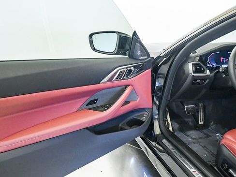 Used 2023 BMW 430i Coupe w/ M Sport Package image 26