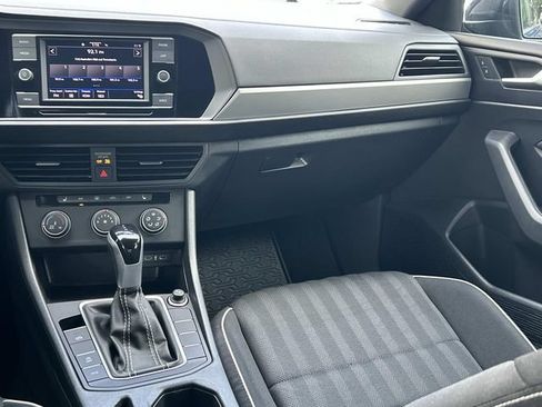 Used 2024 Volkswagen Jetta Sport FWD image 20
