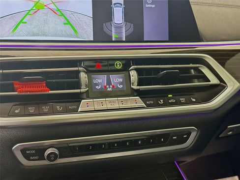 Used 2021 BMW X5 sDrive40i w/ M Sport Package image 13