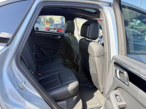 Used 2022 Porsche Macan AWD/4WD image 20