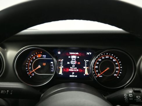 Used 2023 Jeep Wrangler Unlimited Sport AWD/4WD image 19