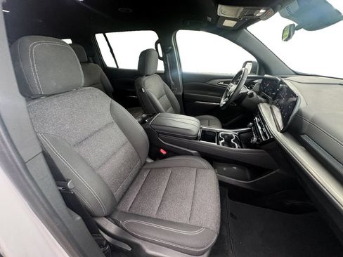 Certified 2024 Chevrolet Traverse LS FWD image 15