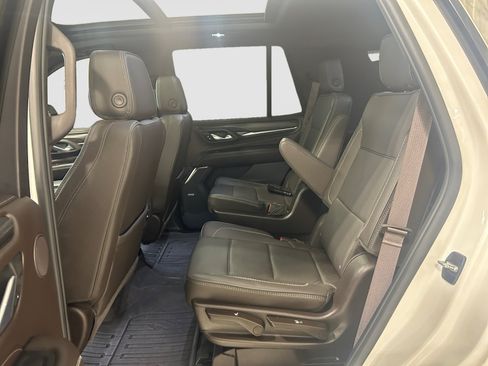 Used 2024 GMC Yukon Denali AWD/4WD image 20