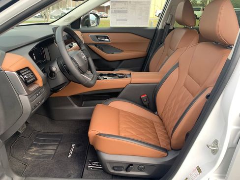 New 2026 Nissan Rogue Platinum image 20